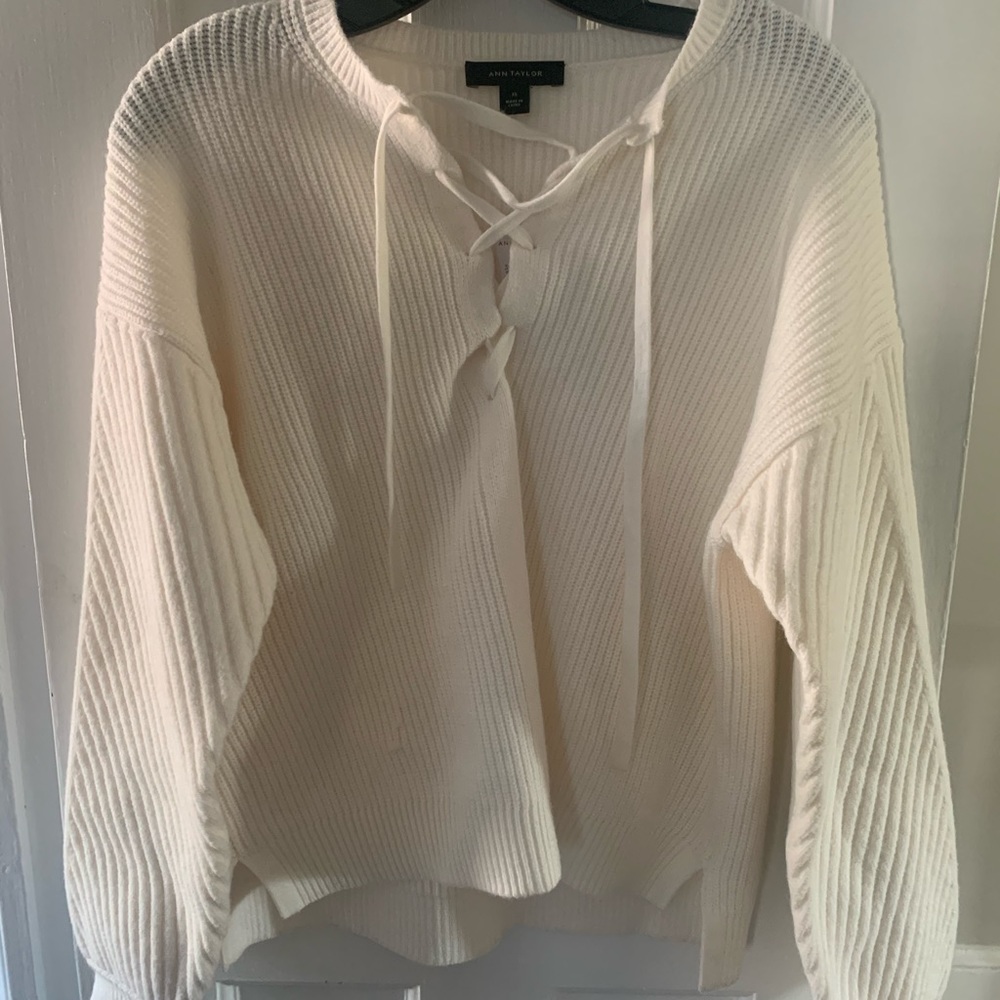 Ann Taylor brand new white sweater